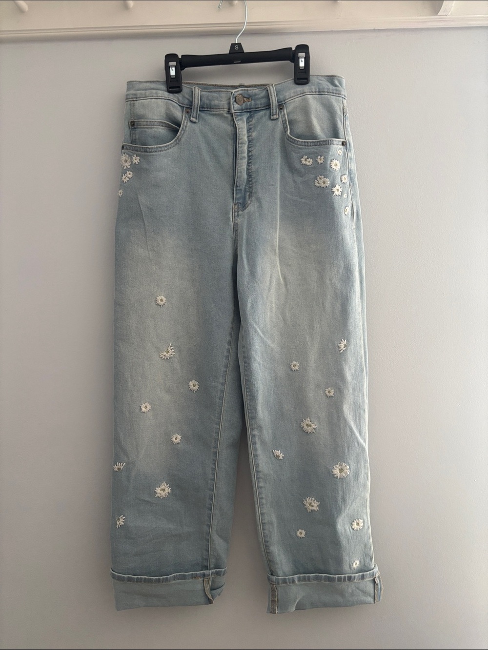Light Blue Embroidered Daisy Relaxed Jeans
